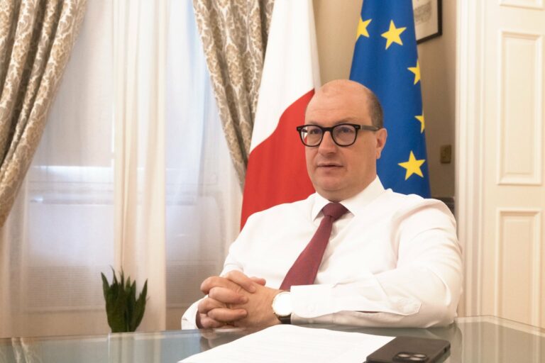 Tintensifika l-ħidma fuq it-twettiq tal-manifest elettorali