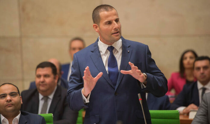 Prim-Parlament-e1768750114647