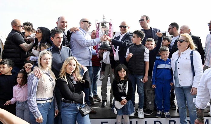 BOV CEO Kenneth Farrugia presenting BOV Tazza l-Kbira to Christian Caruana