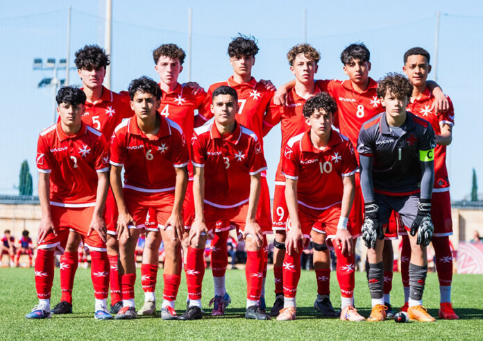 u15