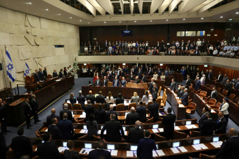 L-Iżrael tgħaddi liġi li tippermetti l-piena kapitali u ġurijiet pubbliċi