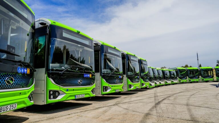 Investiment ta’ €14-il miljun fit-trasport pubbliku b’40 Tallinja elettrika ġdida bħala parti mill-pjan Malta in Motion