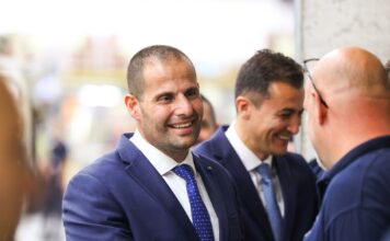 Il-Prim Ministru Robert Abela jinawgura l-espansjoni tal-fabbrika ta’ De La Rue f’Malta