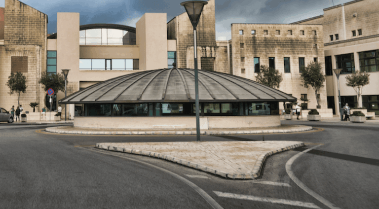 Raġel bi ġrieħi serji wara waqgħa