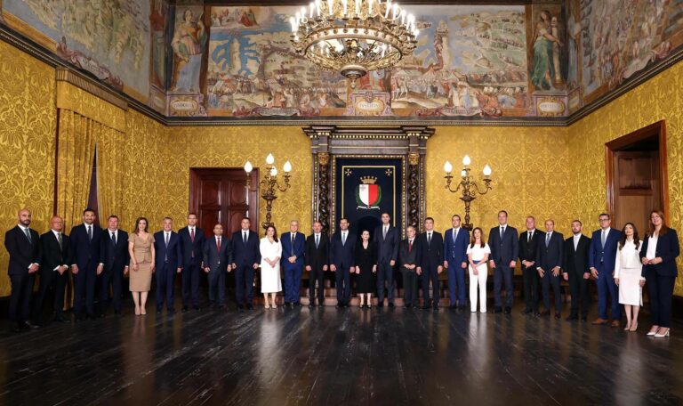 Il-GWU tilqa’ l-ħatra tal-Kabinett il-ġdid u tawgura kull suċċess