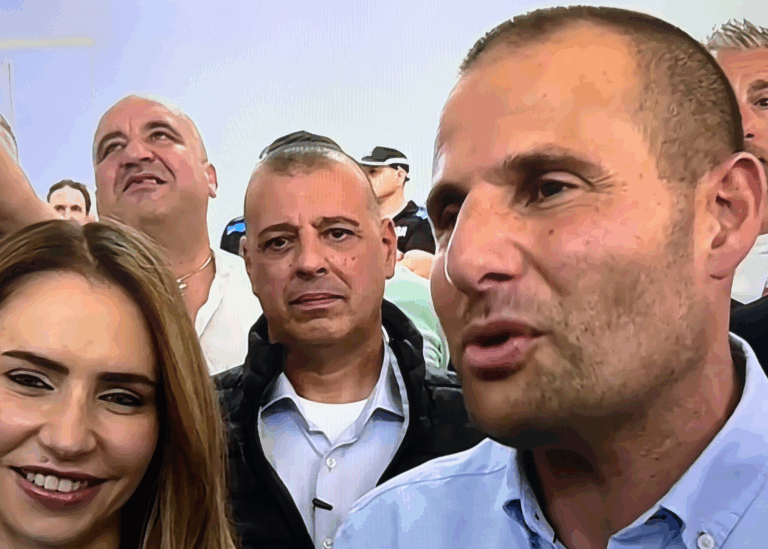 “Se nibqa’ nkun il-Prim Ministru tal-Għawdxin u l-Maltin kollha”