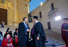68 jiggradwaw fil-Mediċina mill-Queen Mary University of London f’Għawdex