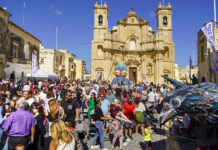 Pupazzi ġganti fl-Għarb