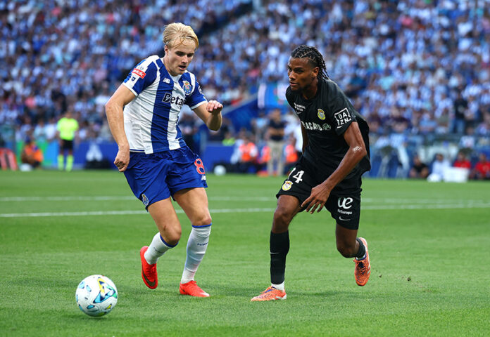Primeira Liga - FC Porto v Alverca