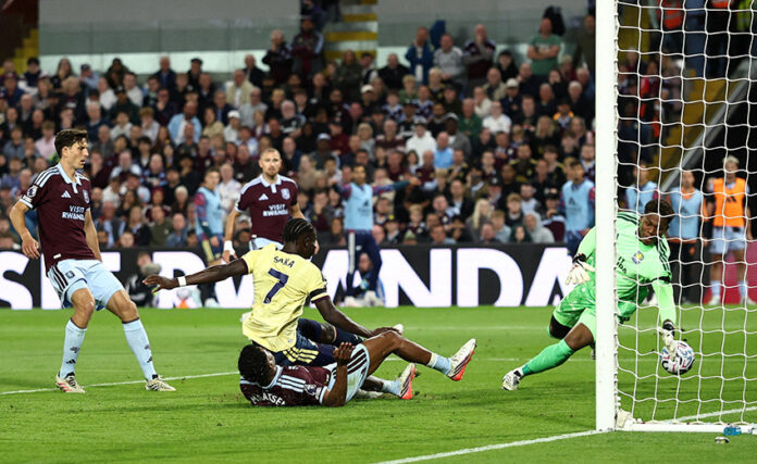 Premier League - Aston Villa v Arsenal