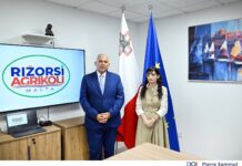 Servizz ġdid għall-ġbir tal-plastik mis-serer agrikoli