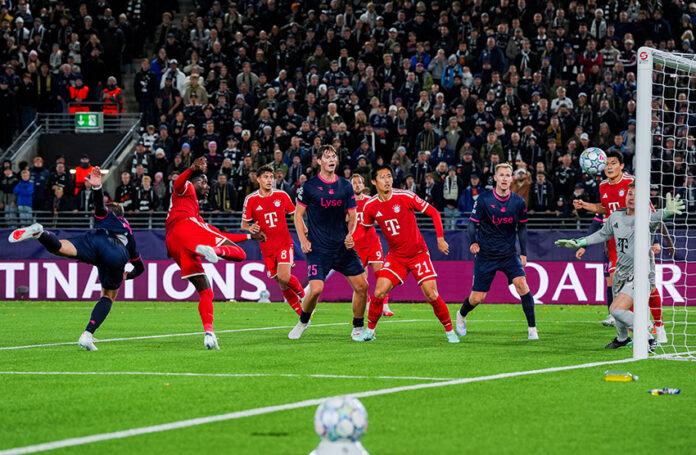 UEFA Champions League - Viking v Bayern Munich