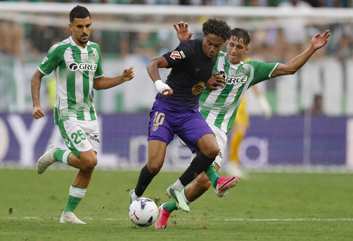LaLiga - Real Betis v FC Barcelona