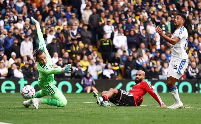 Premier League - Leeds United v Manchester United