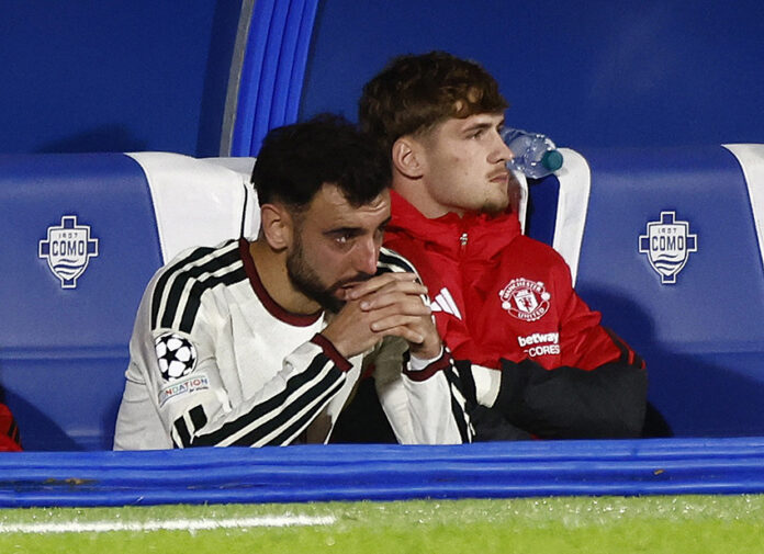 UEFA Champions League - Como v Manchester United