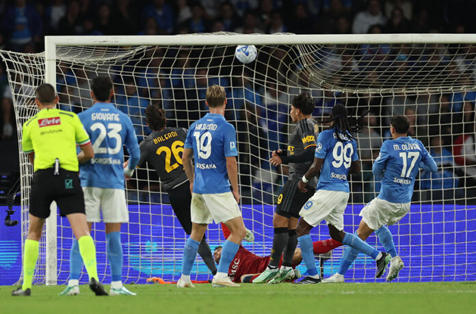 Serie A - Napoli v AS Roma