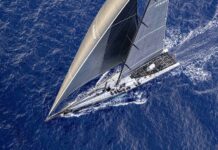 Middle See Race: Black Jack 100 jirbaħ l-unuri tal-ewwel monohull li temm it-tellieqa