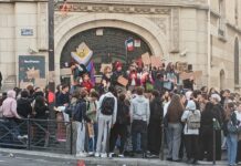 Franza tħejji għal aktar protesti fl-iskejjel
