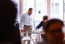 Il-Prim Ministru Robert Abela jżur l-iskola tal-Alternative Learning Programme f’Raħal Ġdid